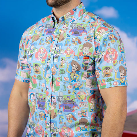 disney-and-pixar-toy-story-toying-around-kunuflex-short-sleeve-shirt